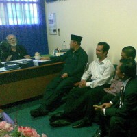 Kepala Bapeda Bekali Bahan Kampanye Para Balon